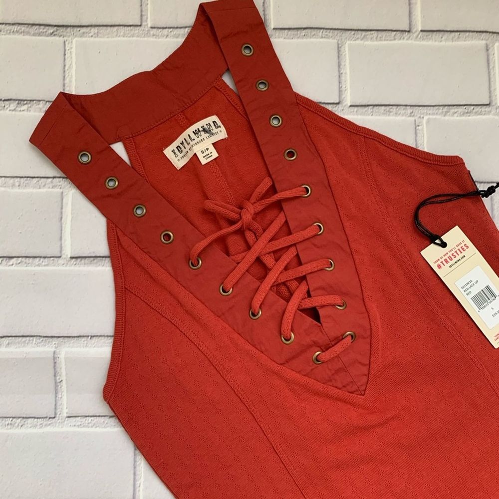 NWT Idyllwind Red Lace Up Top